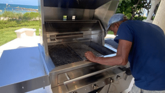 Grill Cart For Q10002000 (300 x 250 px) (640 x 640 px) (340 x 192 px) (1)